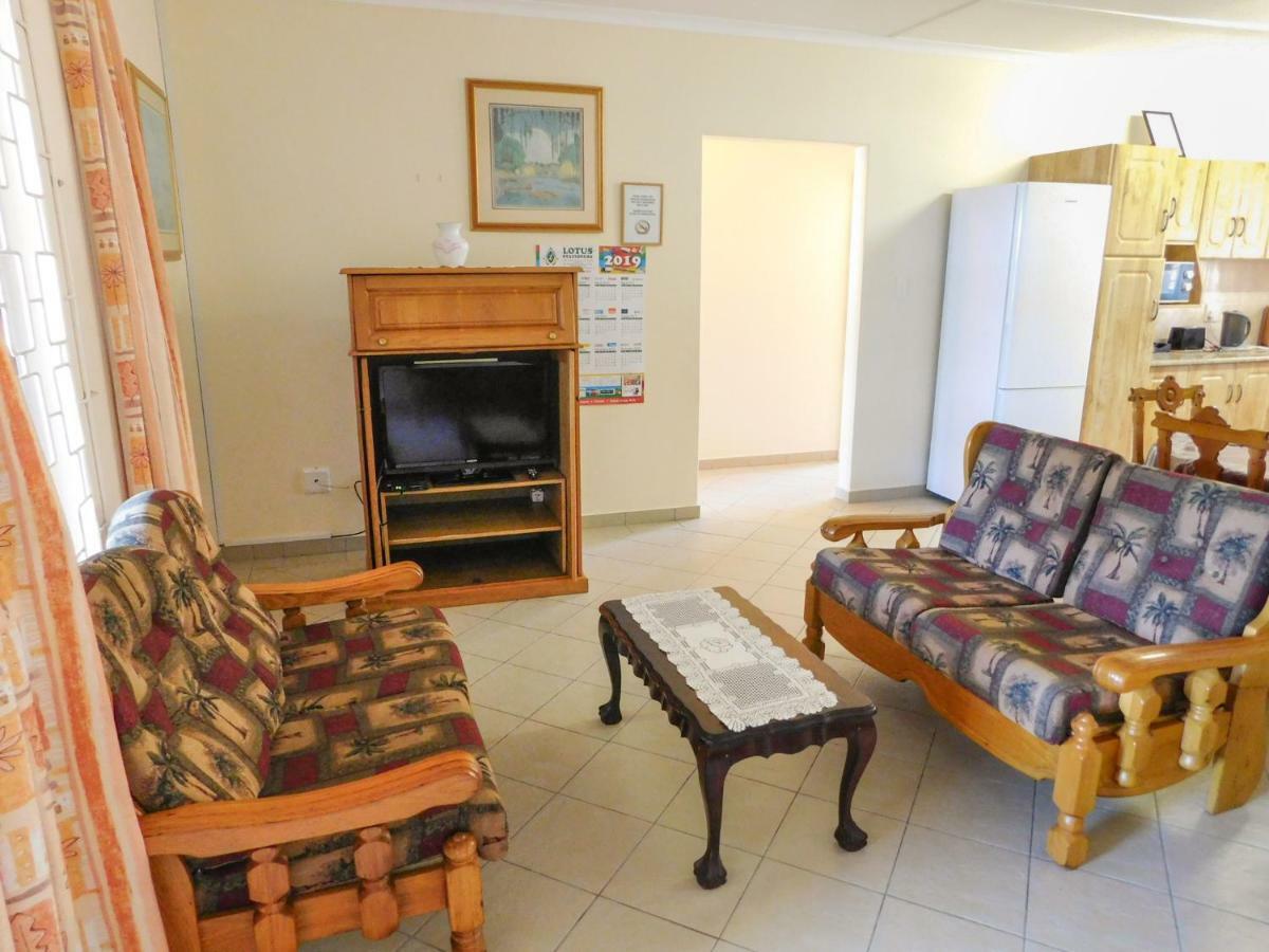 Mama Mia Cottages Oslo Beach Port Shepstone Kültér fotó